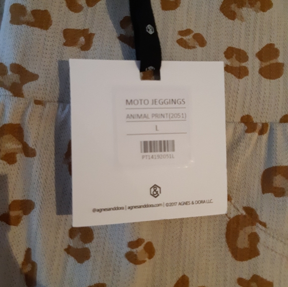 NWT Agnes & Dora Leopard Moto Jeggings Size Large - Picture 5 of 7